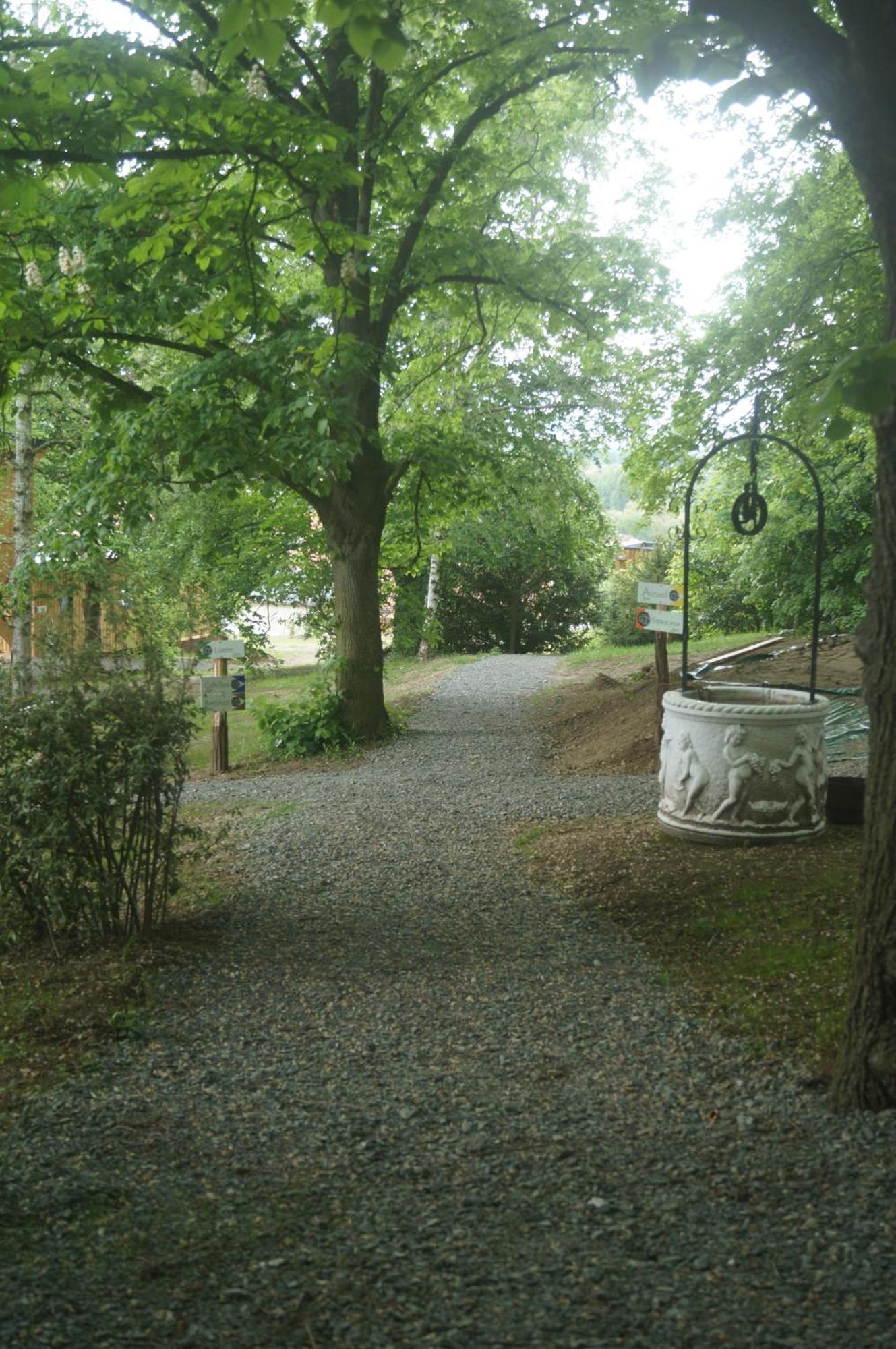 Lodges Arverne Vic-le-Comte Esterno foto