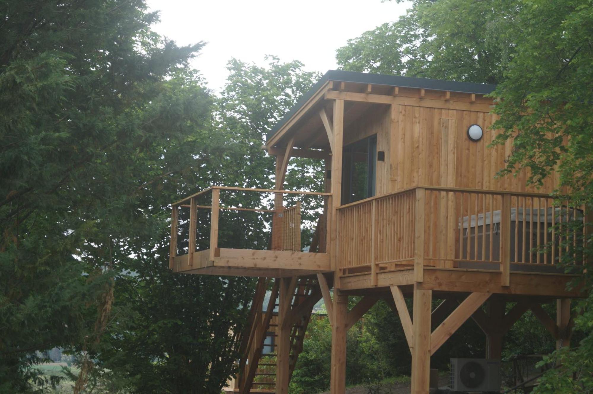 Lodges Arverne Vic-le-Comte Esterno foto